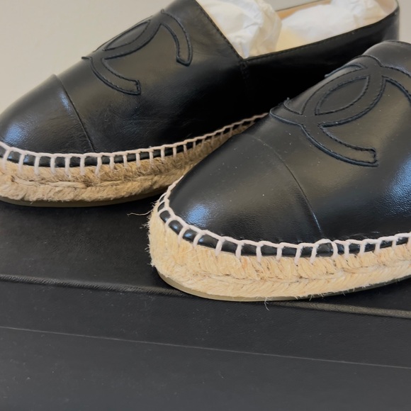 Chanel Espadrille Slip On - Picture 3 of 9